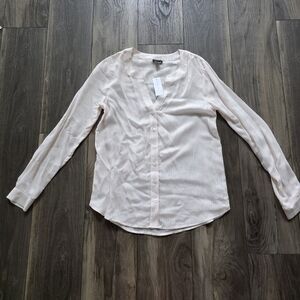 NWT Ann Taylor Top *minor Flaw*